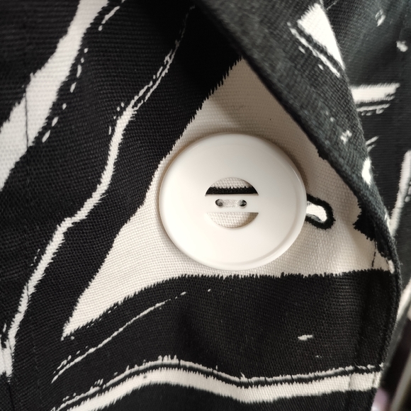 Peter Nygard Jacket Black And White 3/4 Sleeve - Picture 3 of 7